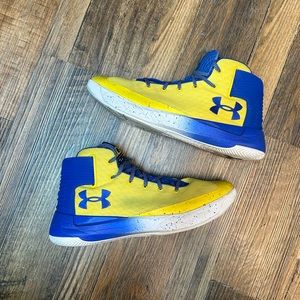 Men’s Under Armour Basketball Shoes